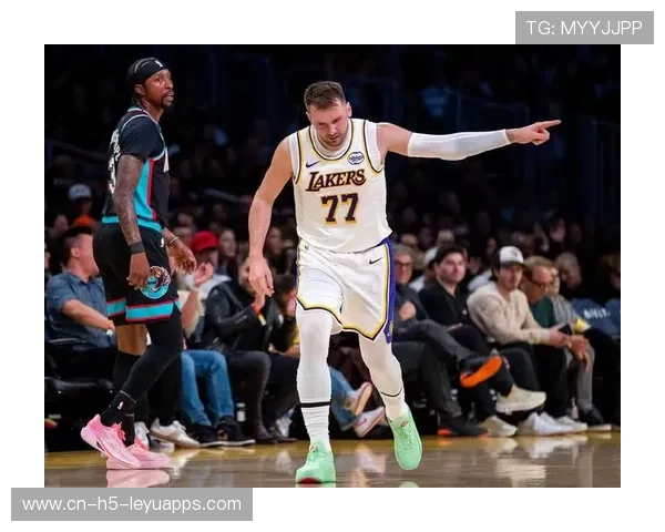 东契奇关键时刻锁定胜局,29+11+10带领湖人三连胜,东契奇nba得分容易 东契奇关键时刻锁定胜局,29+11+10带领湖人三连胜,东契奇nba得分容易