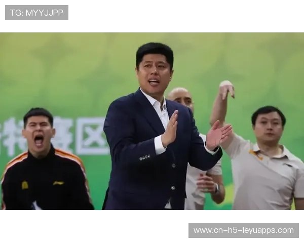 潘江冲入场内被驱逐,山西末段彻底乱套,山西队潘江简介 潘江冲入场内被驱逐,山西末段彻底乱套,山西队潘江简介