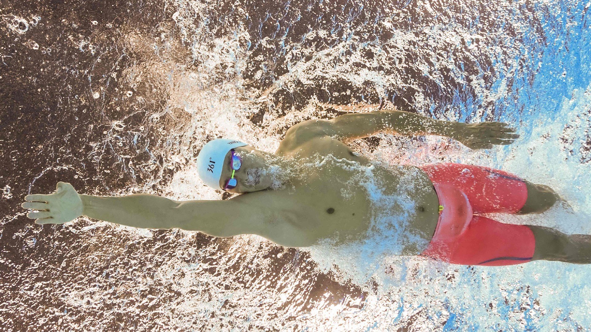 LEYU乐鱼体育官方网站-“牛仔3K亲子跑：从香港街头出发，亲子笑声满载”